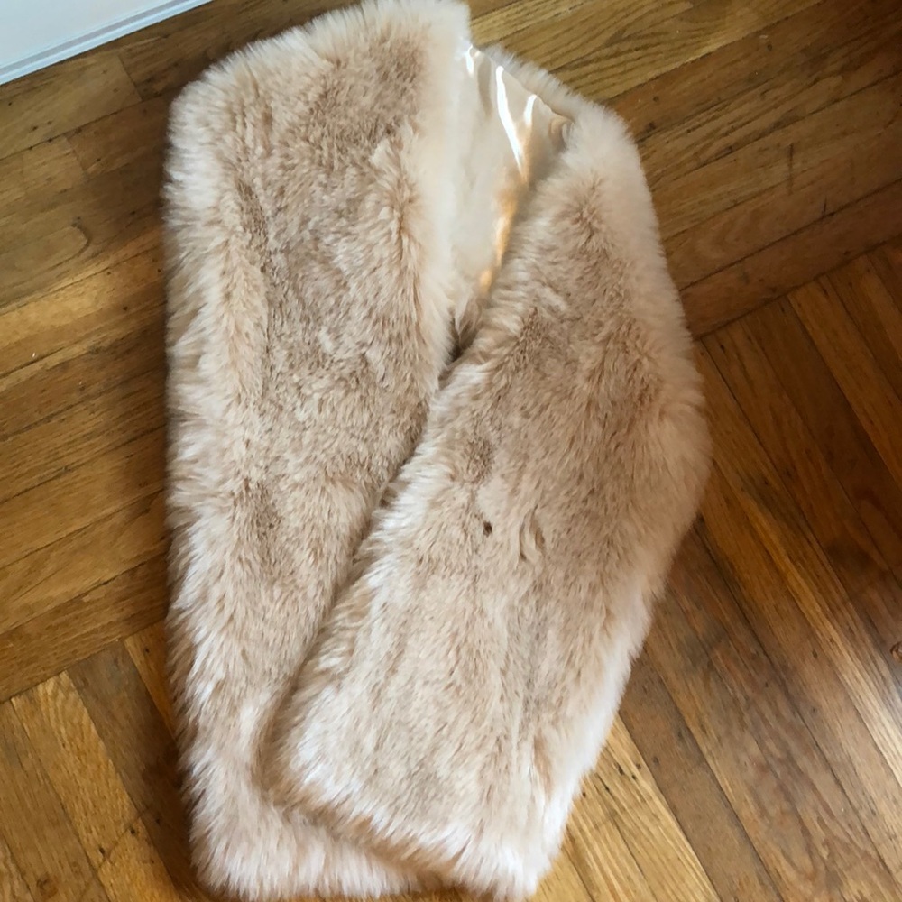 Faux Fur Shall